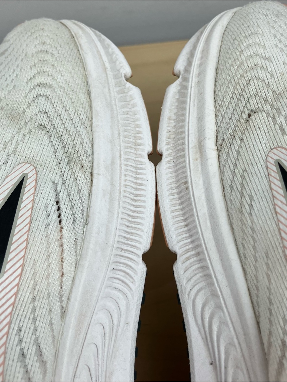 Altra Women’s Size 9.0 Torin 6 White & Pink Athletic Running Shoes - Picture 8 of 12